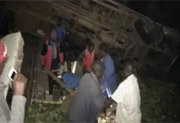Accidente de autob&uacute;s en Zimbabue deja 35 muertos y m&aacute;s de 70 heridos
