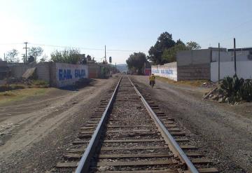 Encuentran cadáver de un bebé en medio de las vías del tren en Puebla