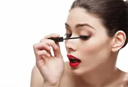 &iquest;Qu&eacute; tiene que ver la comunicaci&oacute;n no verbal con el maquillaje?