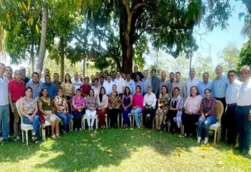 Tabasqueños manifiestan respaldo a López Obrador por lo que reste de su administración