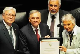 PRI pide la expulsi&oacute;n de Carlos Aysa por aceptar embajada en Rep&uacute;blica Dominicana