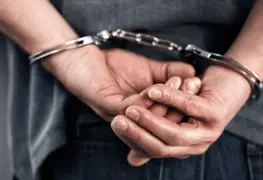 Detienen a sujeto tras meses de prostitución y abusos físicos a su pareja en Puebla