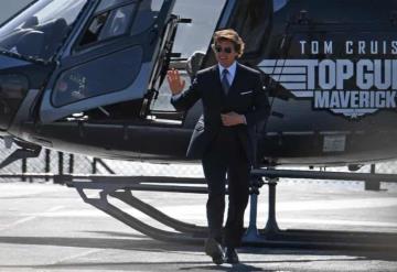 Tom Cruise llega en helicóptero a la CDMX para el estreno de Top Gun: Maverick