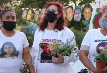 "Este día no es de fiesta, es de lucha y de protesta" marcharon madres que buscan a hijos desaparecidos