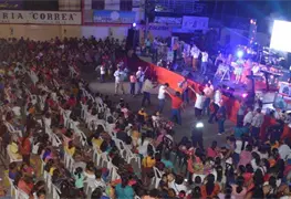Gobierno de Tacotalpa celebra D&iacute;a de las Madres con lleno total en el parque central