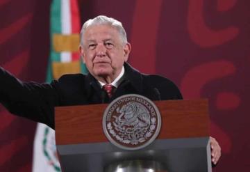 AMLO ofrece ´mejores sueldos´ y contratación inmediata a médicos que acepten plazas en zonas rurales