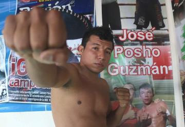 El boxeador tabasqueño José "Posho" Guzmán se encuentra entrenando intensamente