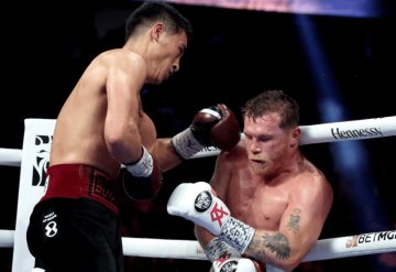 Dmitry Bivol asegura no ha recibido el pago de su pelea frente a Canelo Álvarez