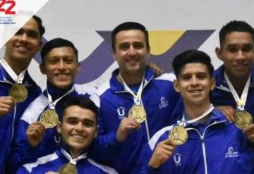 Los karatekas tabasqueños Erick González y Carlos Rodríguez lograron oro y plata en la Universiada Nacional 2022