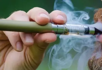 Critican alerta contra vapeadores por incitar consumo de tabaco tradicional