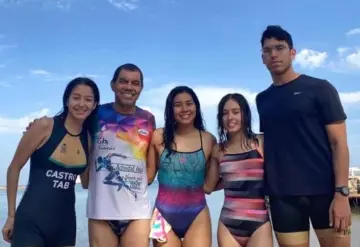 La Selección Tabasqueña de triatlón pasó momentos de incertidumbre durante su regreso al estado
