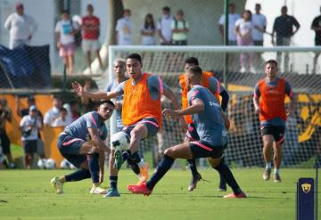 Pumas Tabasco y Pumas UNAM sostuvieron un partido amistoso en Acapulco, donde están desarrollando su pretemporada