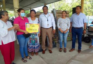 Lleva brigada ciudadana alcaldesa de Paraíso a comunidades