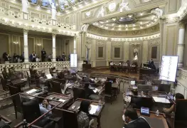 Aprueban ley contra contaminación visual y auditiva en Puebla