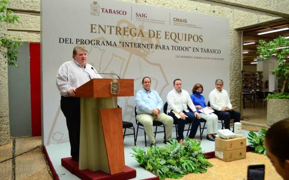 Realizan entrega de equipamiento de internet en instalaciones de la biblioteca José María Pino Suárez