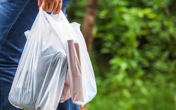 La bolsa de plástico que se degrada en minutos en el agua busca inversionista