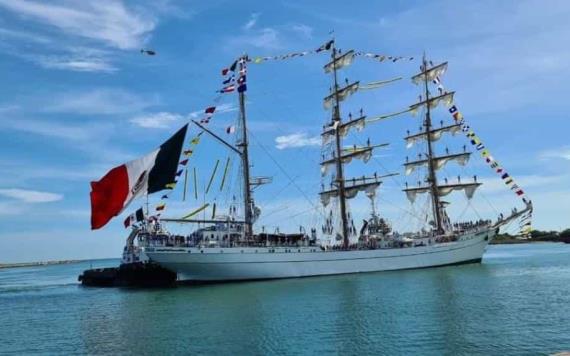 Arriba el Buque Escuela Cuauhtémoc a Puerto de Dos Bocas