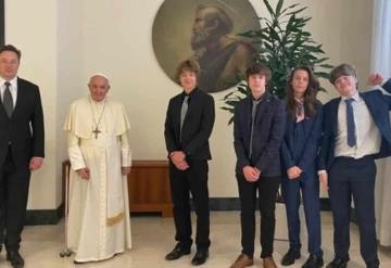 Elon Musk y sus hijos visitan al Papa Francisco en El Vaticano