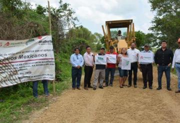 Ejecuta PEMEX obras de beneficio social por 58.8 mdp. en el Ejido José G. Asmitia, Tamulté de las Sabanas, Centro