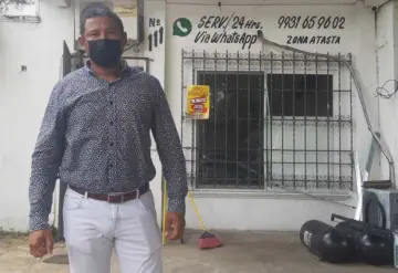 El secretario general de la Unión de Taxis  UCTEMCEA está solicitando el uso de cubrebocas para prestarles el servicio