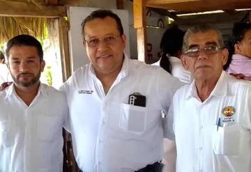 Alcalde de Jonuta se compromete a pagar diversas prestaciones laborales a burócratas