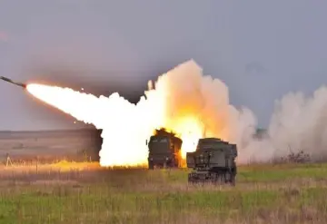 Cohetes rusos destruyen parte de base militar cerca de Kiev