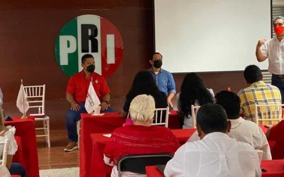 Hacen reconocimiento público a quienes han defendido al PRI