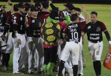 Olmecas de Tabasco aseguró la serie ante Pericos de Puebla, al imponerse 4-3