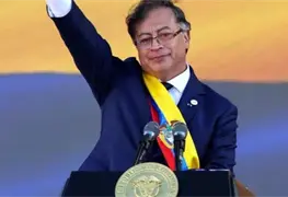 Nuevo presidente de Colombia ofrece beneficios a grupos armados a cambio de paz