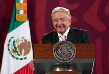 AMLO anuncia inversión de 30 mil mdp para llevar Internet a comunidades