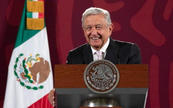 AMLO anuncia inversión de 30 mil mdp para llevar Internet a comunidades