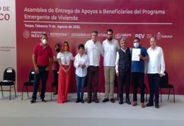 Entregan apoyos a beneficiarios del Programa Emergente de Vivienda