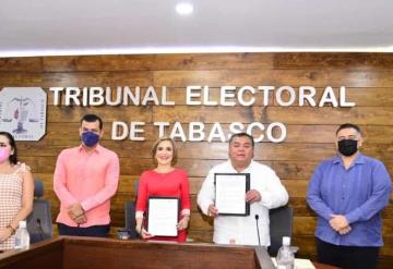 Firma de convenio entre Comisión de Radio y Televisión (CORAT) y el Tribunal Electoral de Tabasco (TET)