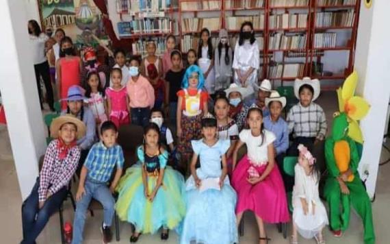 Clausuran curso "Mis Vacaciones en la Biblioteca" en Jonuta