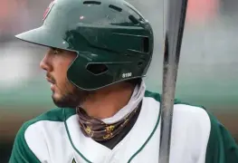 El aporreador tabasqueño Agustín "Guty" Ruiz conectó su cuarto cuadrangular de esta Temporada 2022