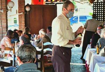 Polémico cartel en restaurante causa indignación en España