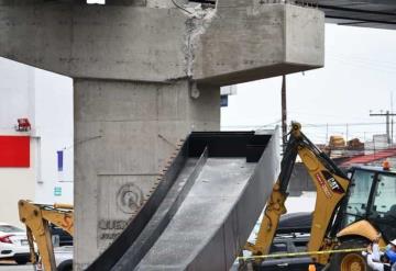 Colapsa trabe de puente en construcción en Querétaro, a horas de ser colocada