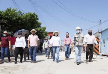 Yolanda Osuna Huerta, supervisó los avances de las obras de construcción