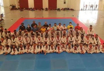 Interesante tope de preparación se realizó entre taekwondoínes tabasqueños y chiapanecos