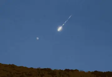 Cae 1 objeto desde el espacio en una granja de Australia