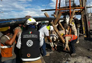 Protección Civil prevé que rescate de mineros se logre en seis meses