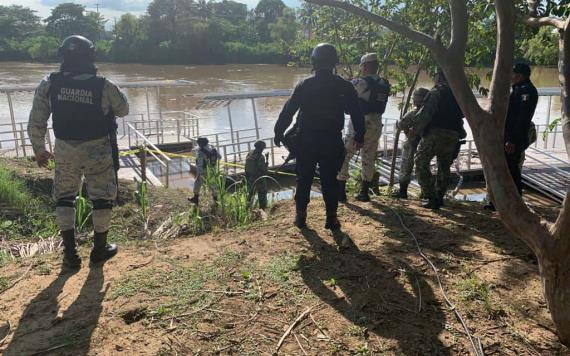 Hallan dos cuerpos muertos flotando en el agua