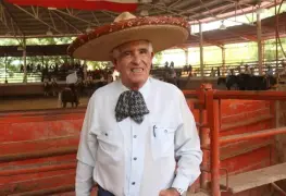 Impulsor de la charrería en Tabasco, festeja cumpleaños y Día Nacional del Charro