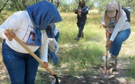 "Familiares que buscan a sus desaparecidos dan más resultados que el gobierno, asegura activista Ceci Flores