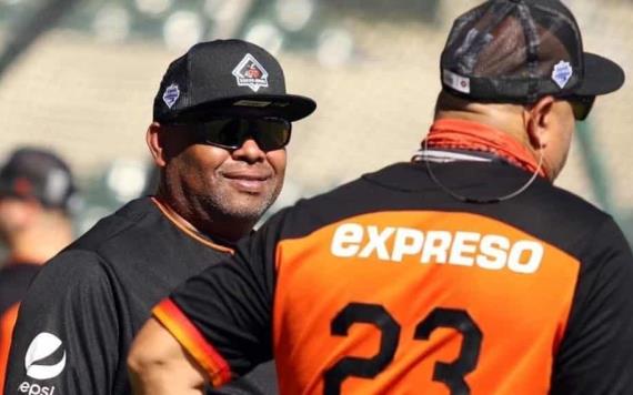 Los tabasqueños Juan Pablo Oramas y el coach Carlos Sivers trabajarán juntos con Naranjeros de Hermosillo