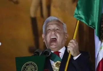 ´Muera la corrupción, el clasismo, ¡viva México!: AMLO