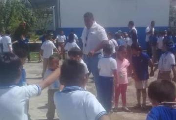 En Jonuta alumnos de escuela primaria participan en simulacro nacional 