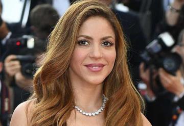 Shakira revela que atraviesa por ´las horas más difíciles y oscuras de su vida´