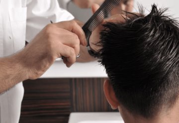 ¿Es obligatorio que los niños lleven cabello corto a la escuela?