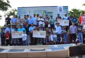 Un tabasqueño se alzó con el triunfo en el primer torneo de pesca Ecológica del Robalo en San Pedro, Balancán